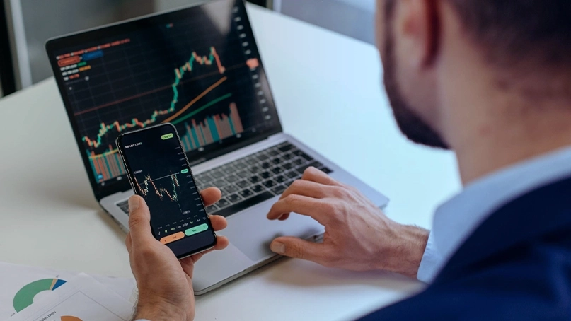 Panel de control de trading de Huvlirenox